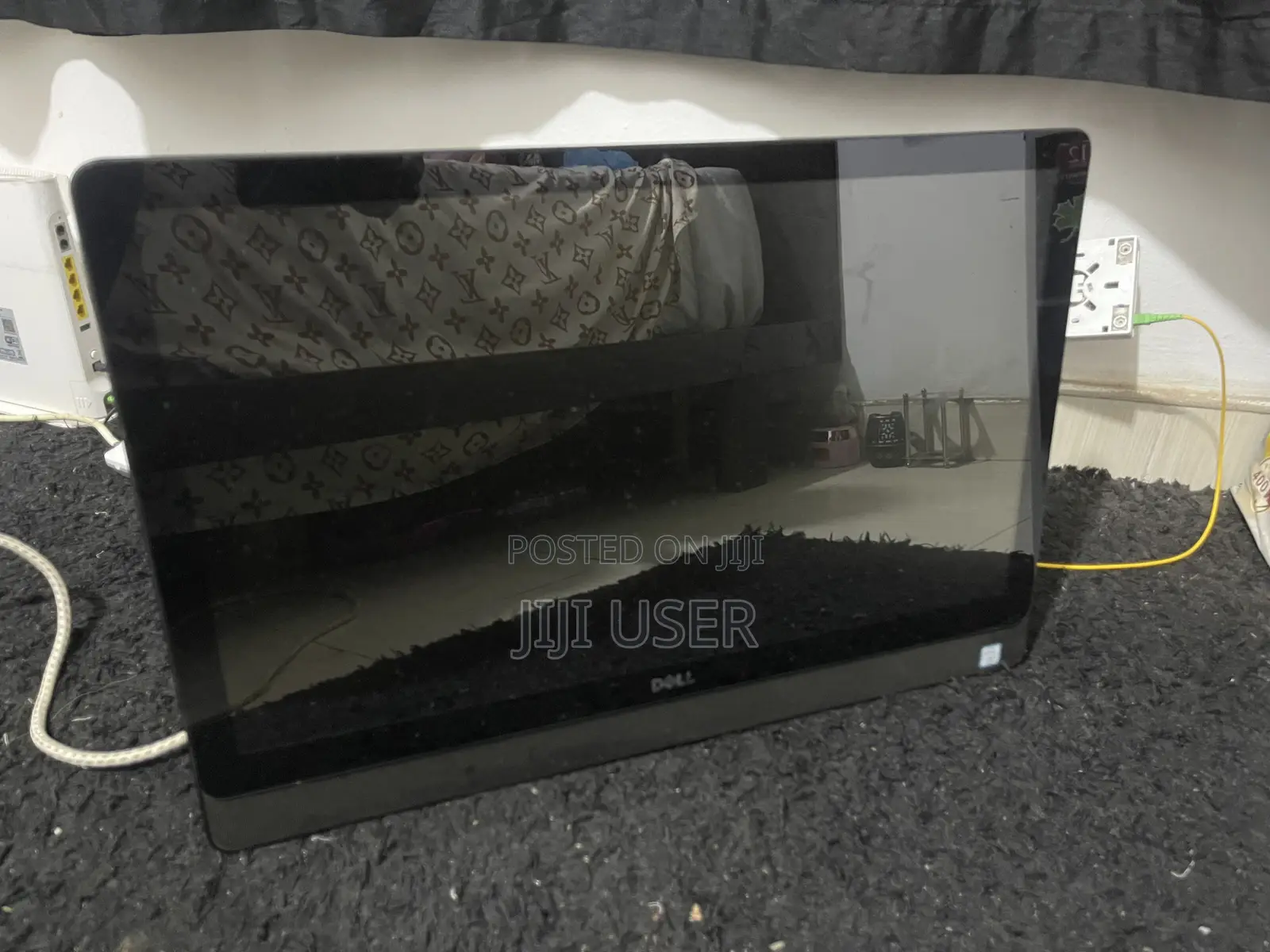 Desktop Computer Dell Inspiron 27 All-in-One 8GB Intel Core i5 HDD 1T