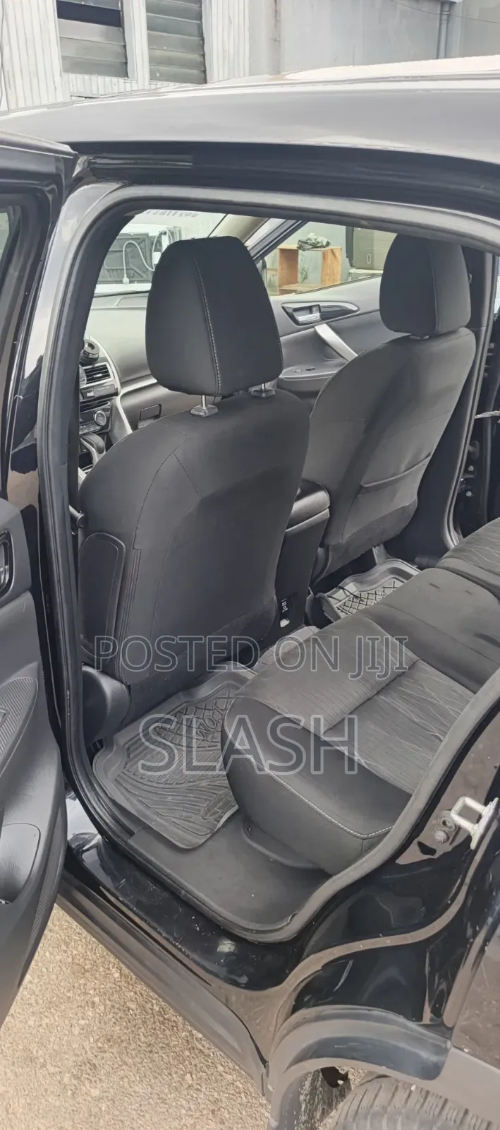 Mitsubishi Eclipse 2019 Black