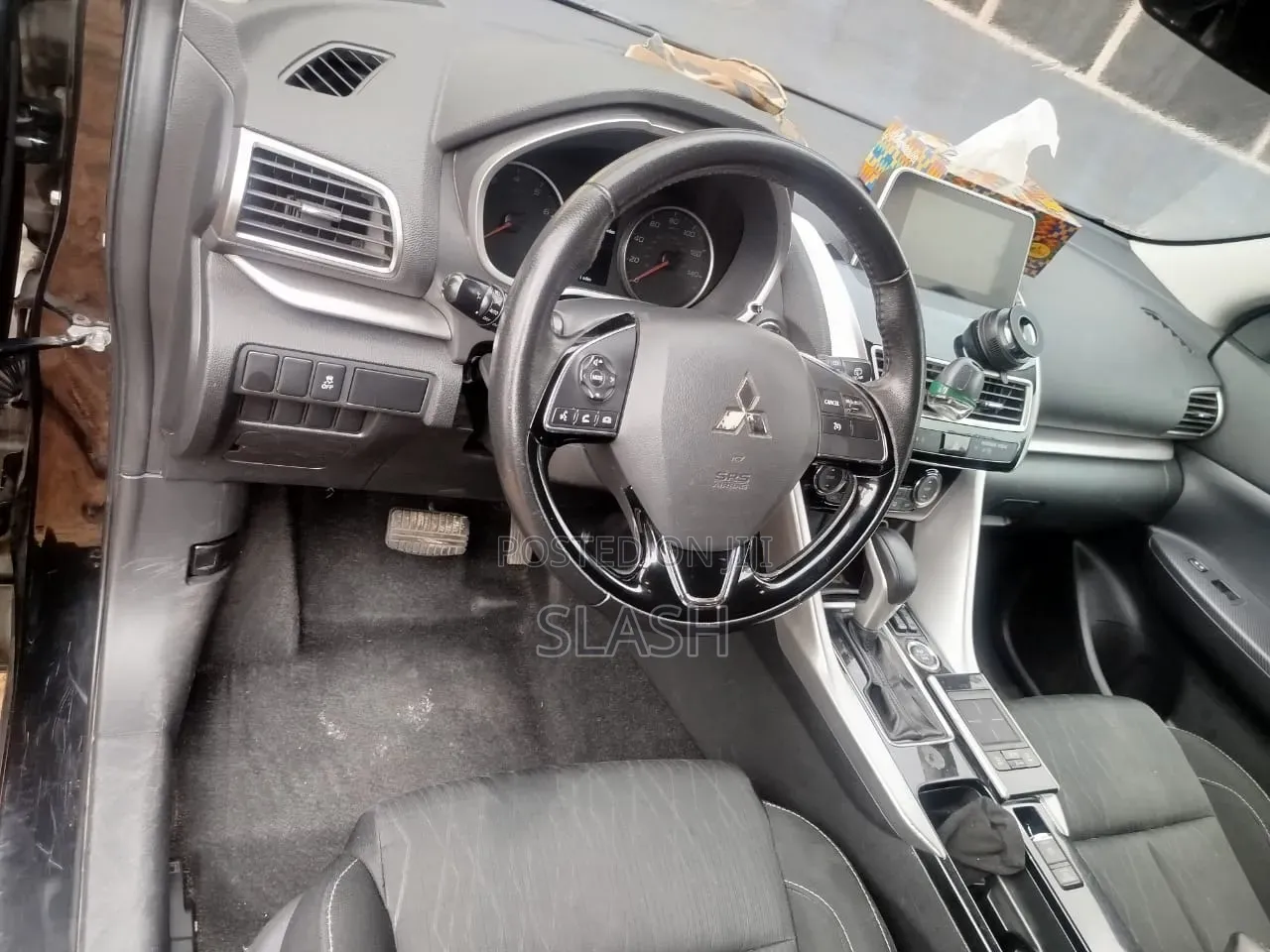 Mitsubishi Eclipse 2019 Black