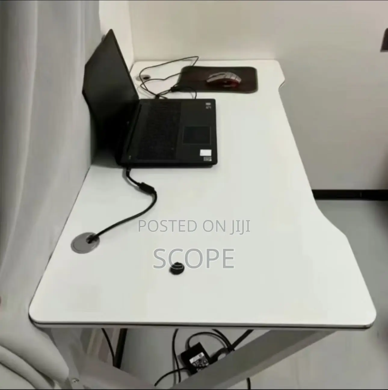 Brand New 140cmx70cm White Gaming Desk