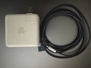Laptop Apple MacBook Pro 2021 M1 16GB Apple M1 Pro SSD 512GB