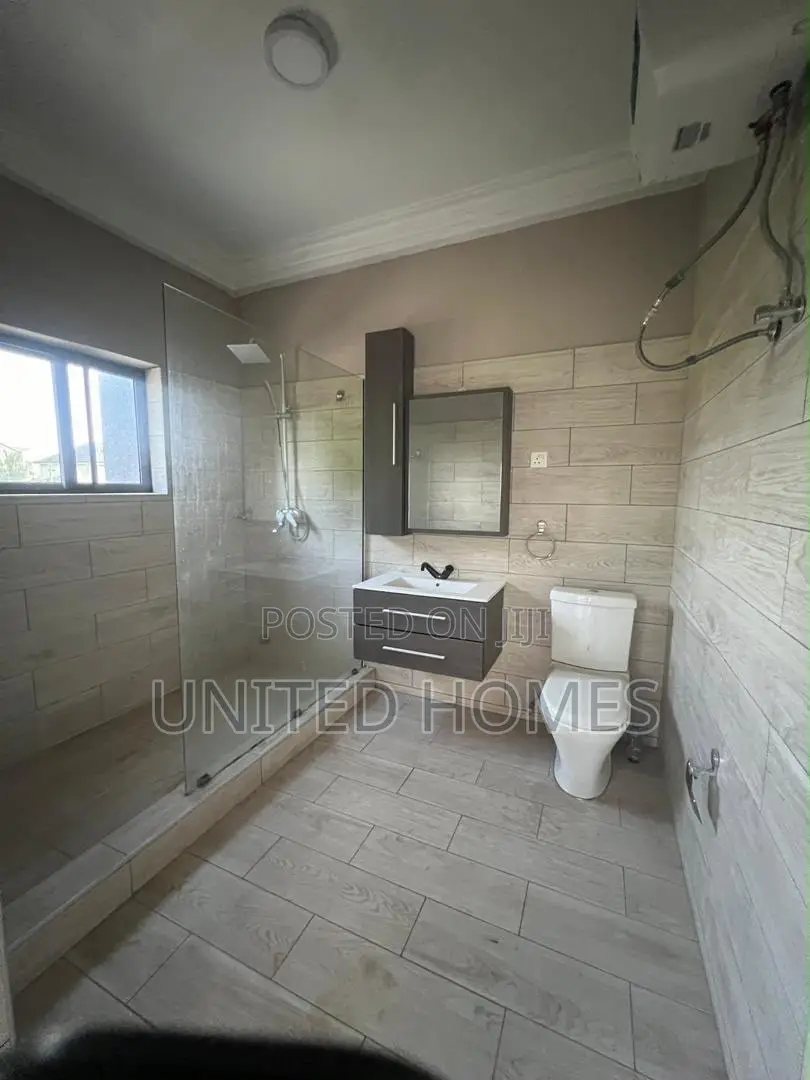 4bdrm House in West Legon for rent