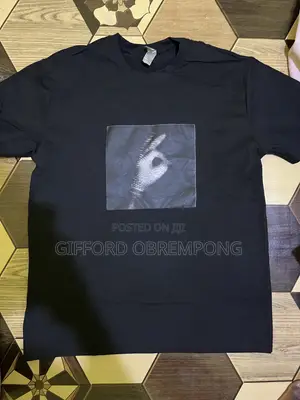 Round Necks With Your Customization