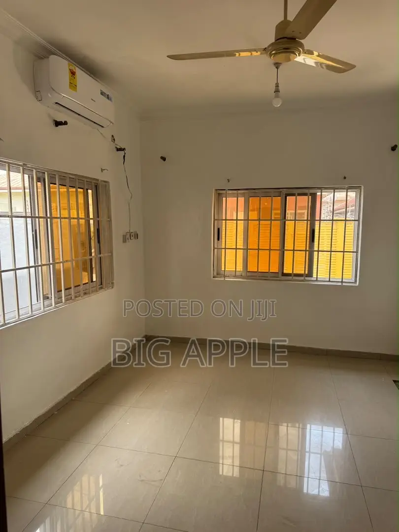 2bdrm House in Achimota Mile 7 for rent