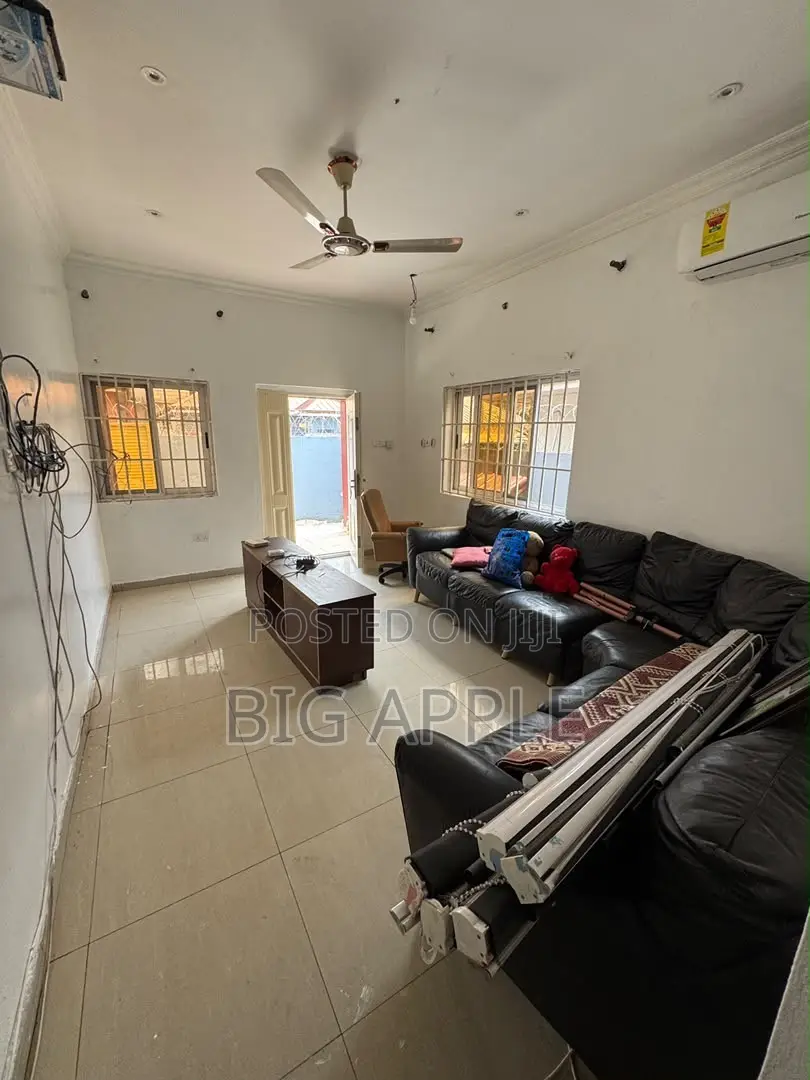 2bdrm House in Achimota Mile 7 for rent