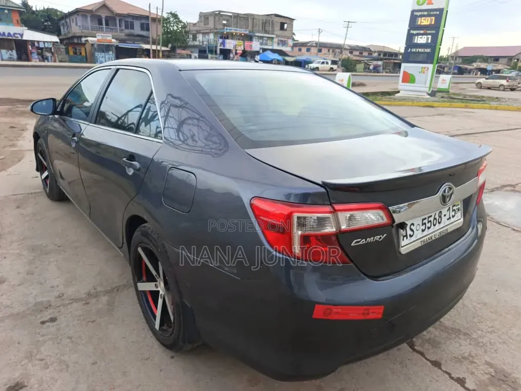 Toyota Camry 2014 Matt Black