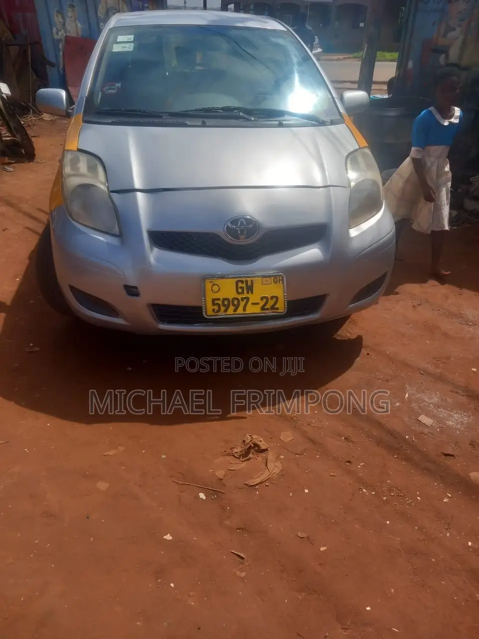 Toyota Yaris 2010 Yellow