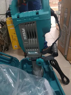 Total 1700w Demolition Breaker