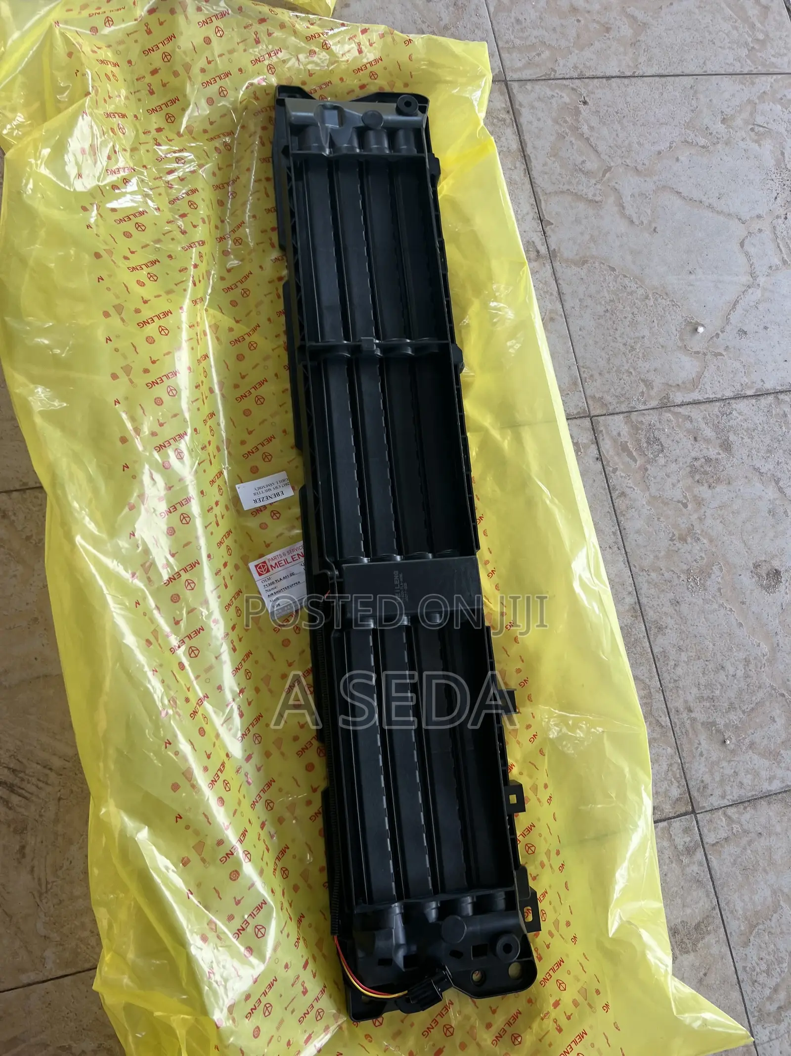 Honda CRV Shutter Grill 2017 2018 2019 2020 2021 2022