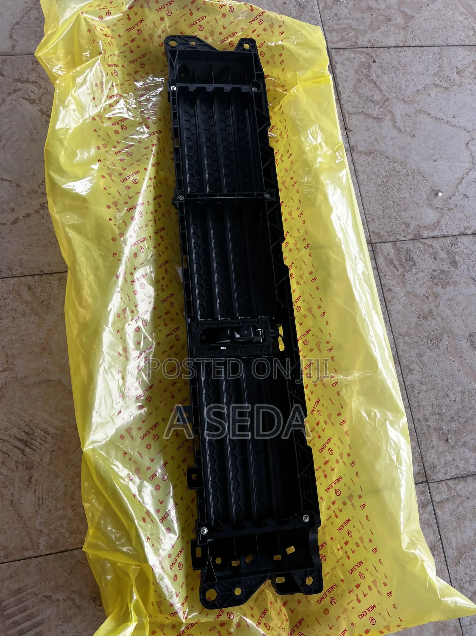 Honda CRV Shutter Grill 2017 2018 2019 2020 2021 2022