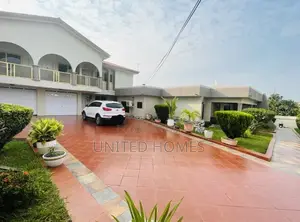 8bdrm House in Dansoman for rent