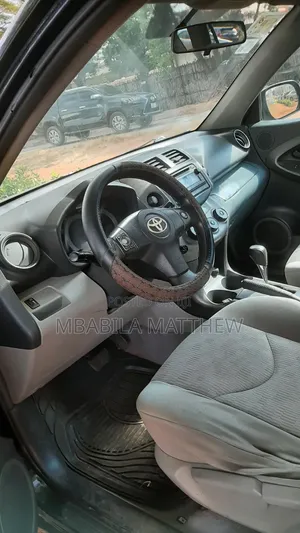 Toyota RAV4 2012 Black
