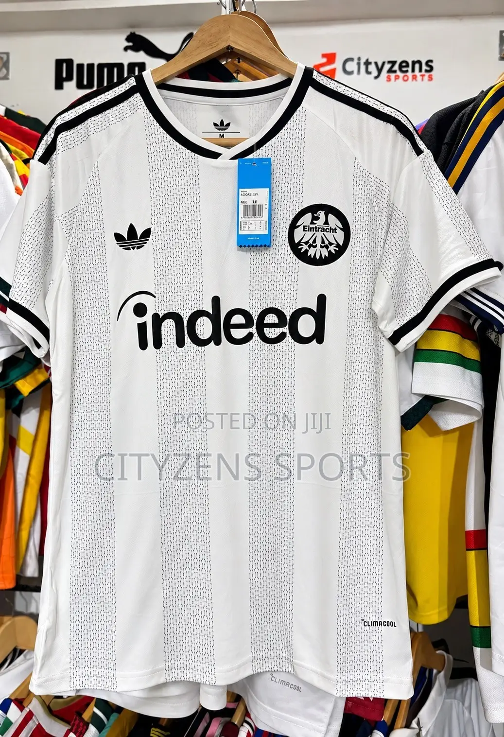 Eintracht Frankfurt Home Kit