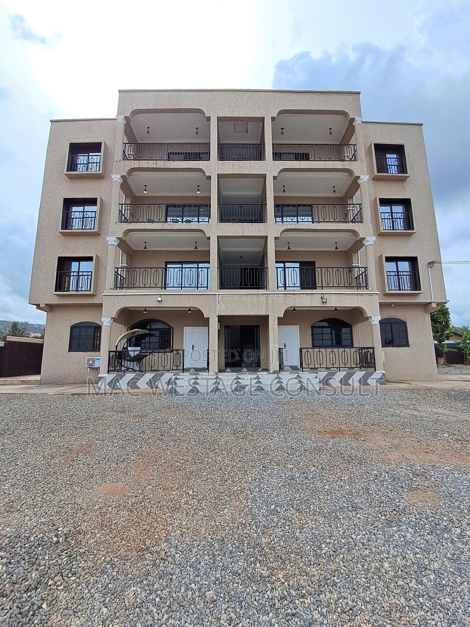 2bdrm Apartment in Oyarifa Mall Area for rent
