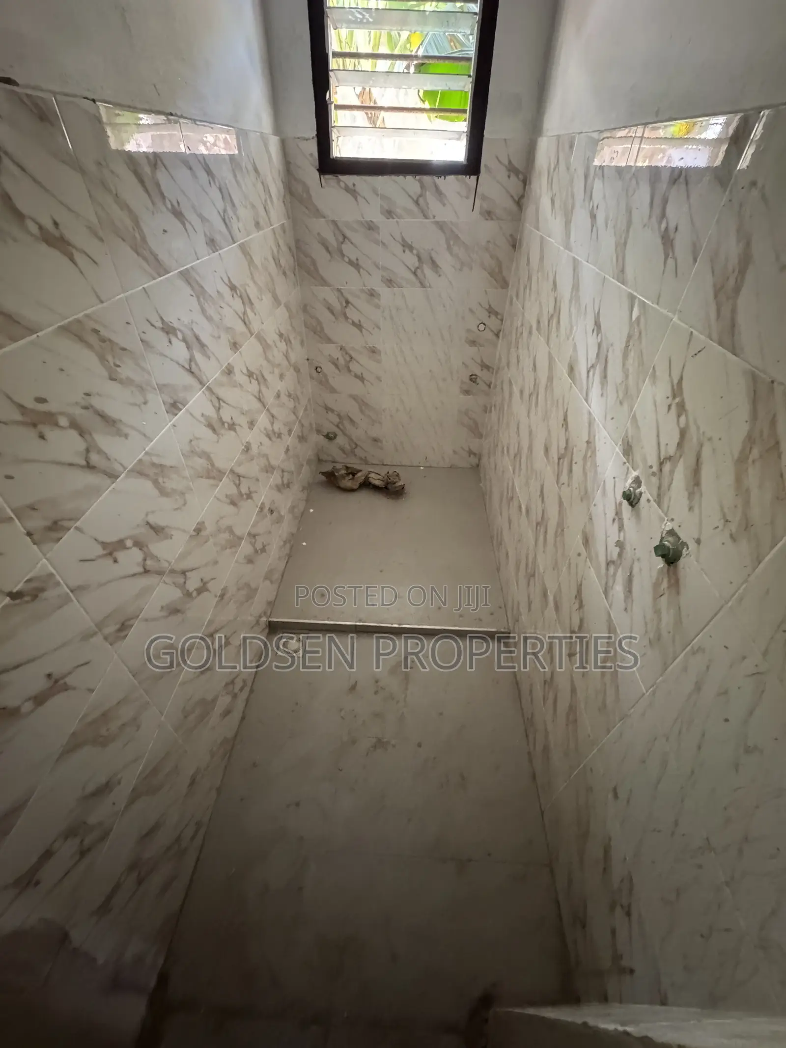 1bdrm Apartment in Mile 7 for rent