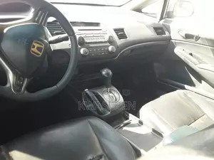 Honda Civic 2005 White