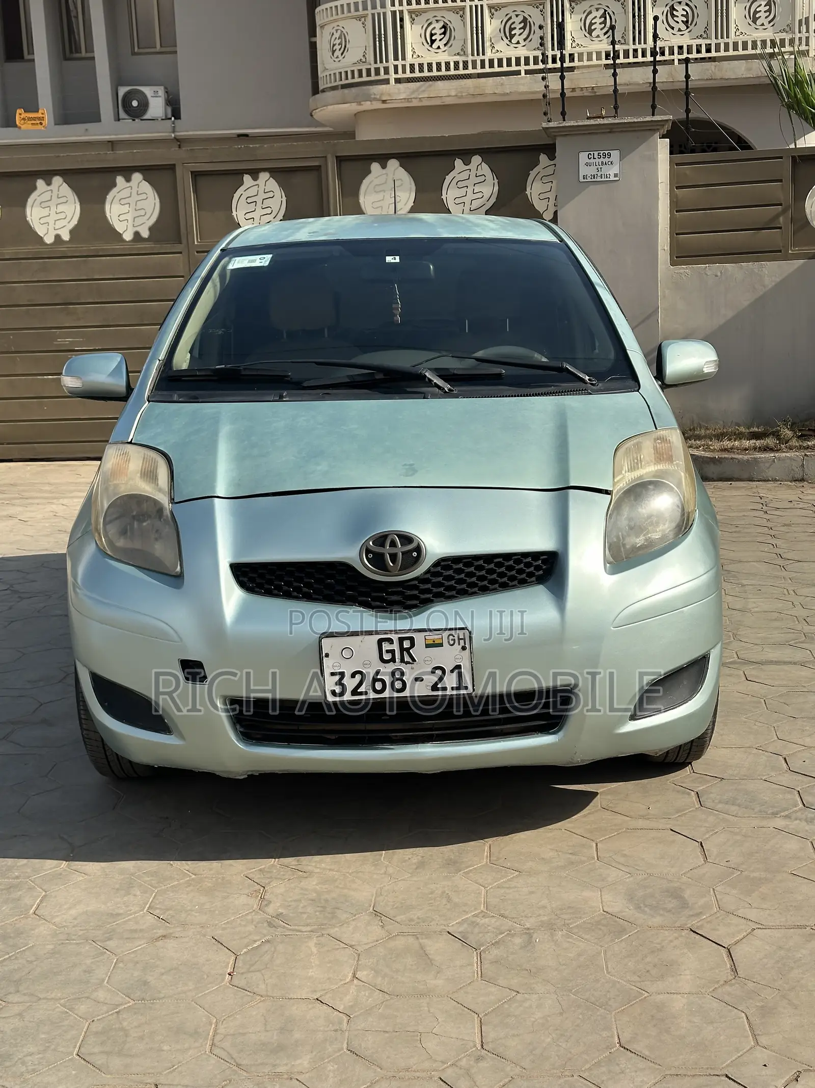 Toyota Vitz 1.5 FWD 3dr 2010 Blue