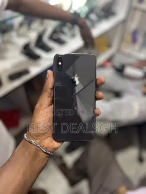 Apple iPhone XR 64 GB