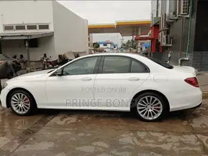 Mercedes-Benz E300 2018 White