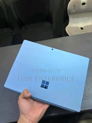 New Laptop Microsoft Surface Pro 8 16GB Intel Core i7 SSD 512GB