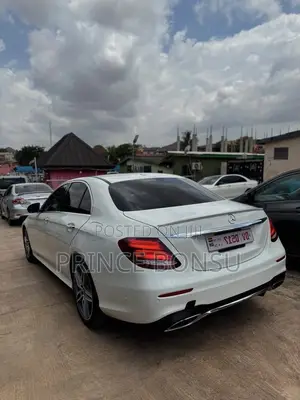 Mercedes-Benz E300 2018 White