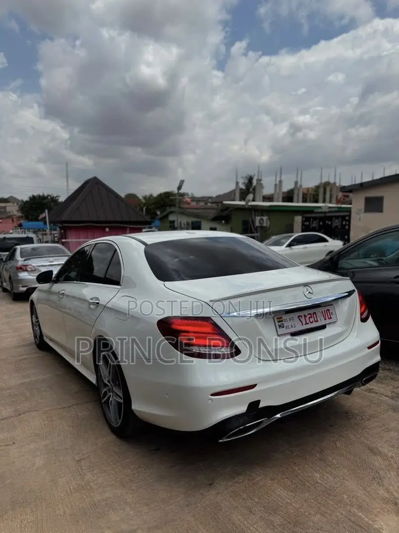Mercedes-Benz E300 2018 White