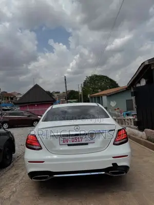 Mercedes-Benz E300 2018 White