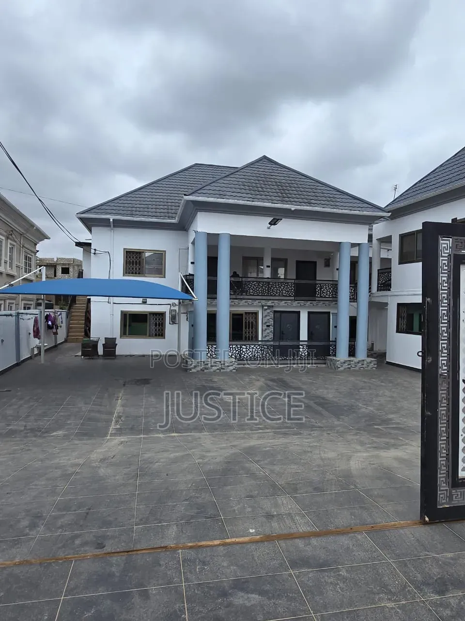 9bdrm House in Dansoman, Keep Fit for sale