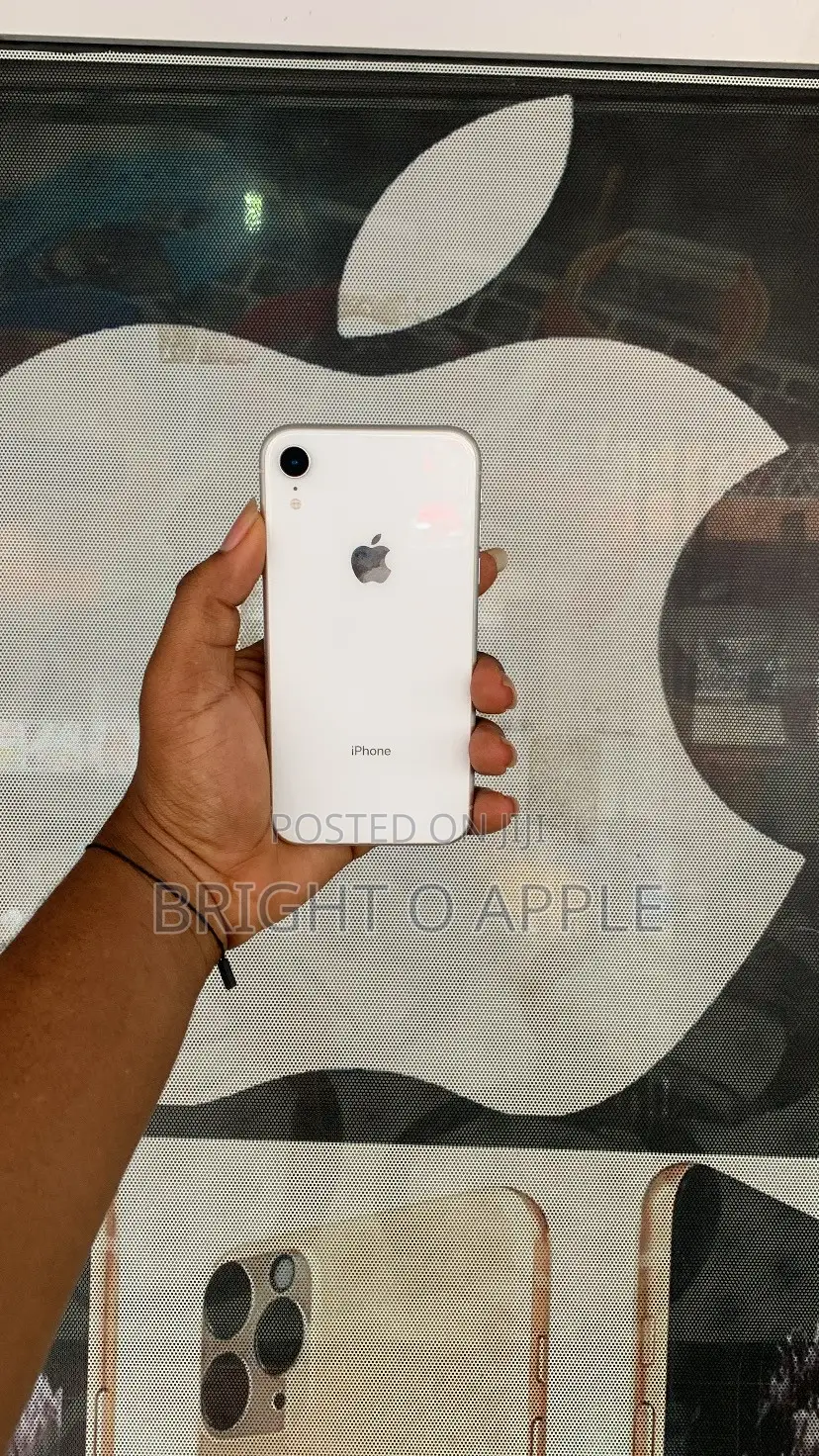 New Apple iPhone XR 64 GB White