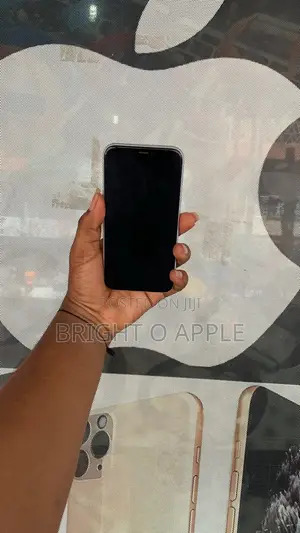 New Apple iPhone XR 64 GB White