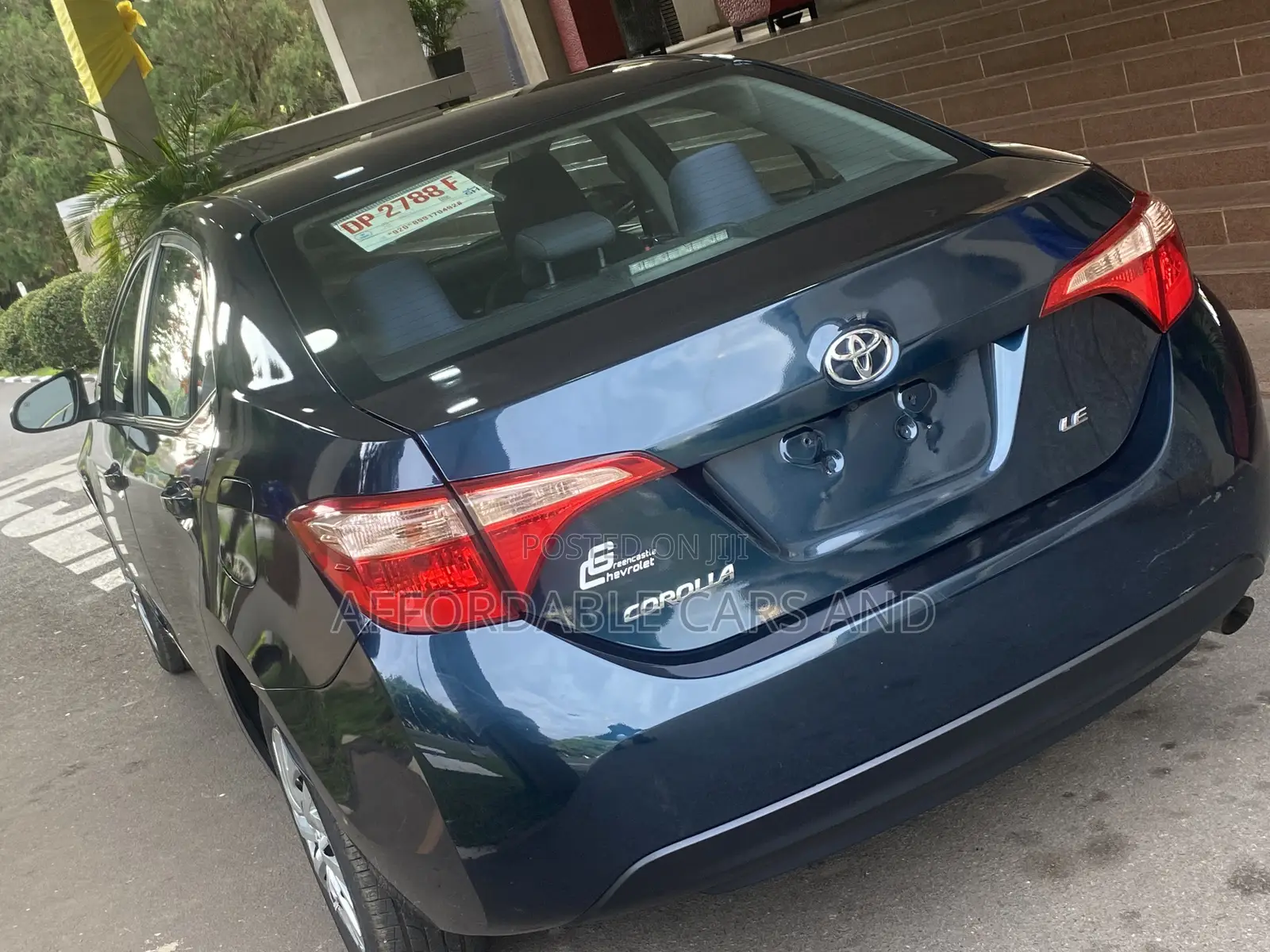 Toyota Corolla LE (1.8L 4cyl 2A) 2019 Blue