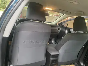 Toyota Corolla LE (1.8L 4cyl 2A) 2019 Blue