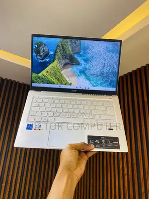 Laptop Acer Swift 16GB Intel Core i5 SSD 256GB