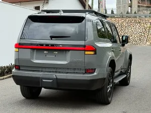 Lexus GX 550 Overtrail 2024 Gray