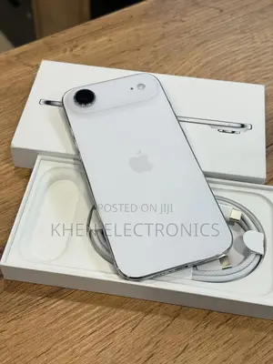 New Apple iPhone Air 256 GB Silver