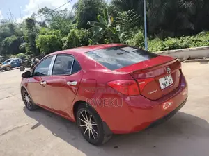 Toyota Corolla 2017 Red