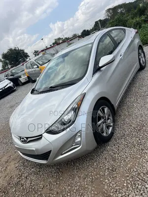 Hyundai Elantra SE Sedan FWD (1.8L 4cyl 6A) 2016 Gray