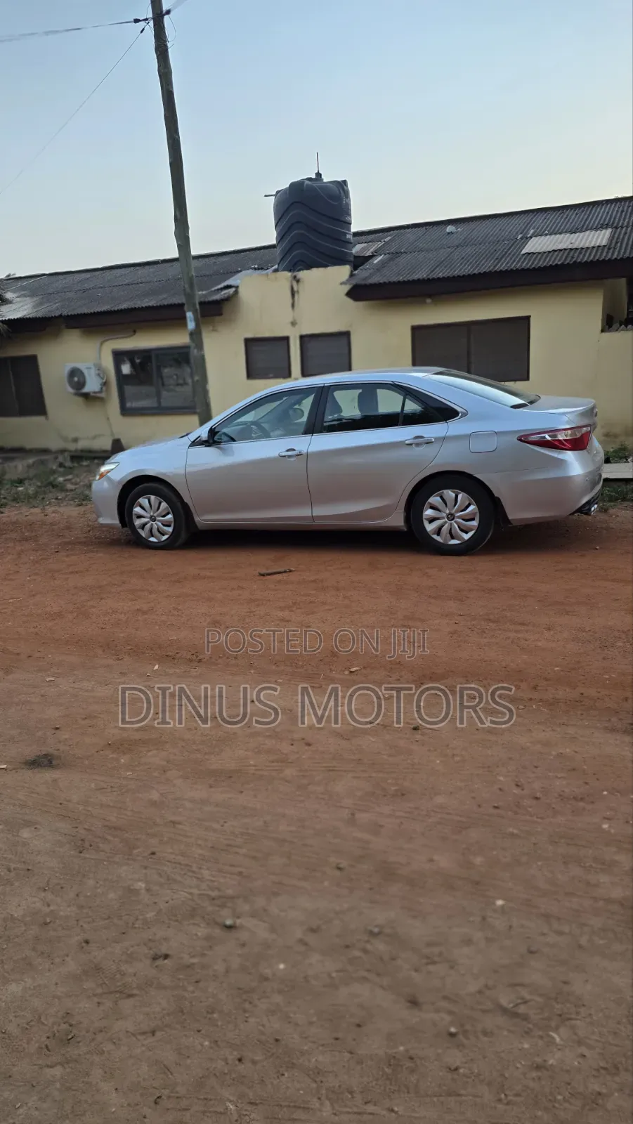 Toyota Camry LE 4dr Sedan (2.5L 4cyl 6A) 2017 Silver