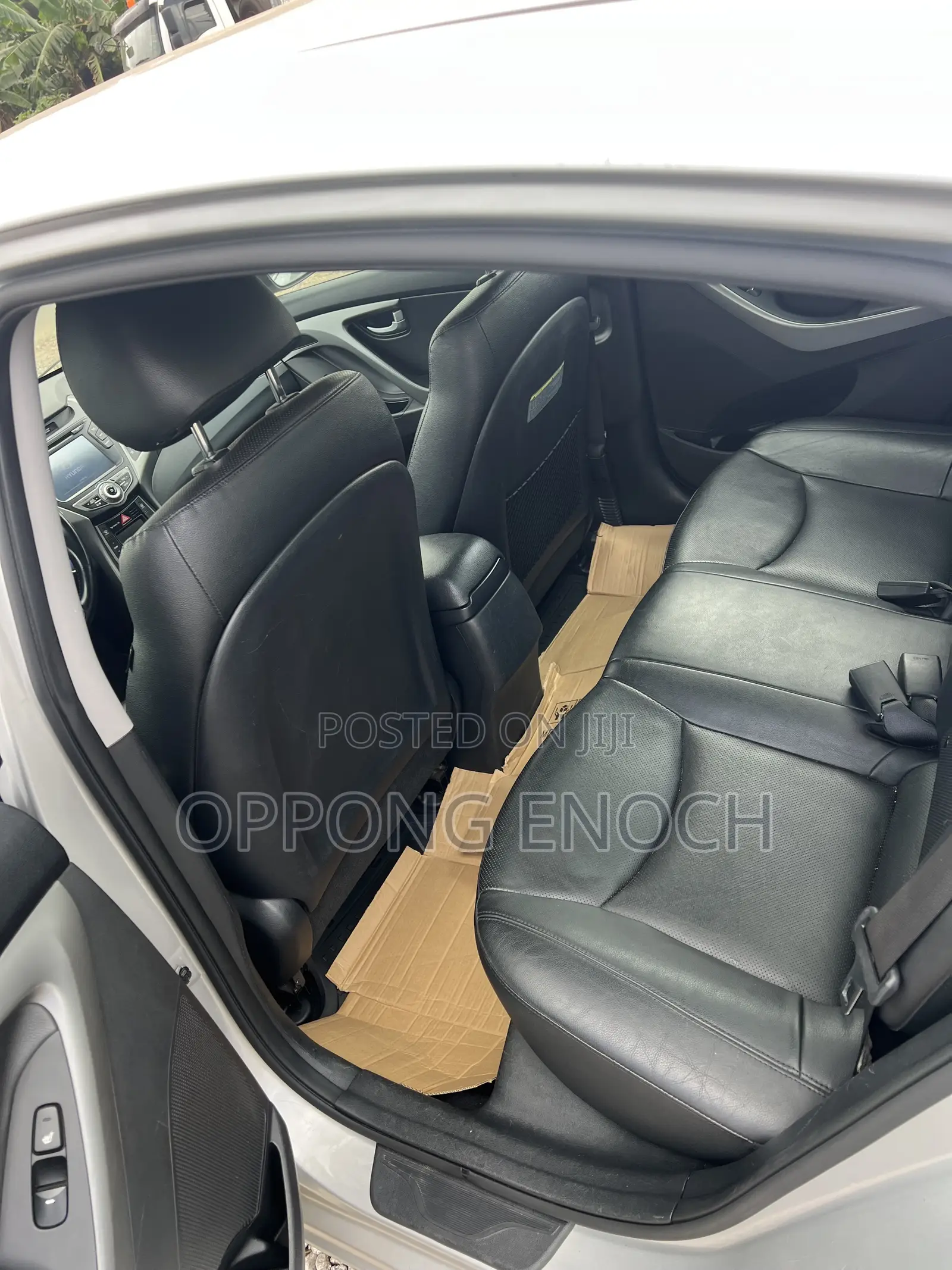 Hyundai Elantra SE Sedan FWD (1.8L 4cyl 6A) 2016 Gray