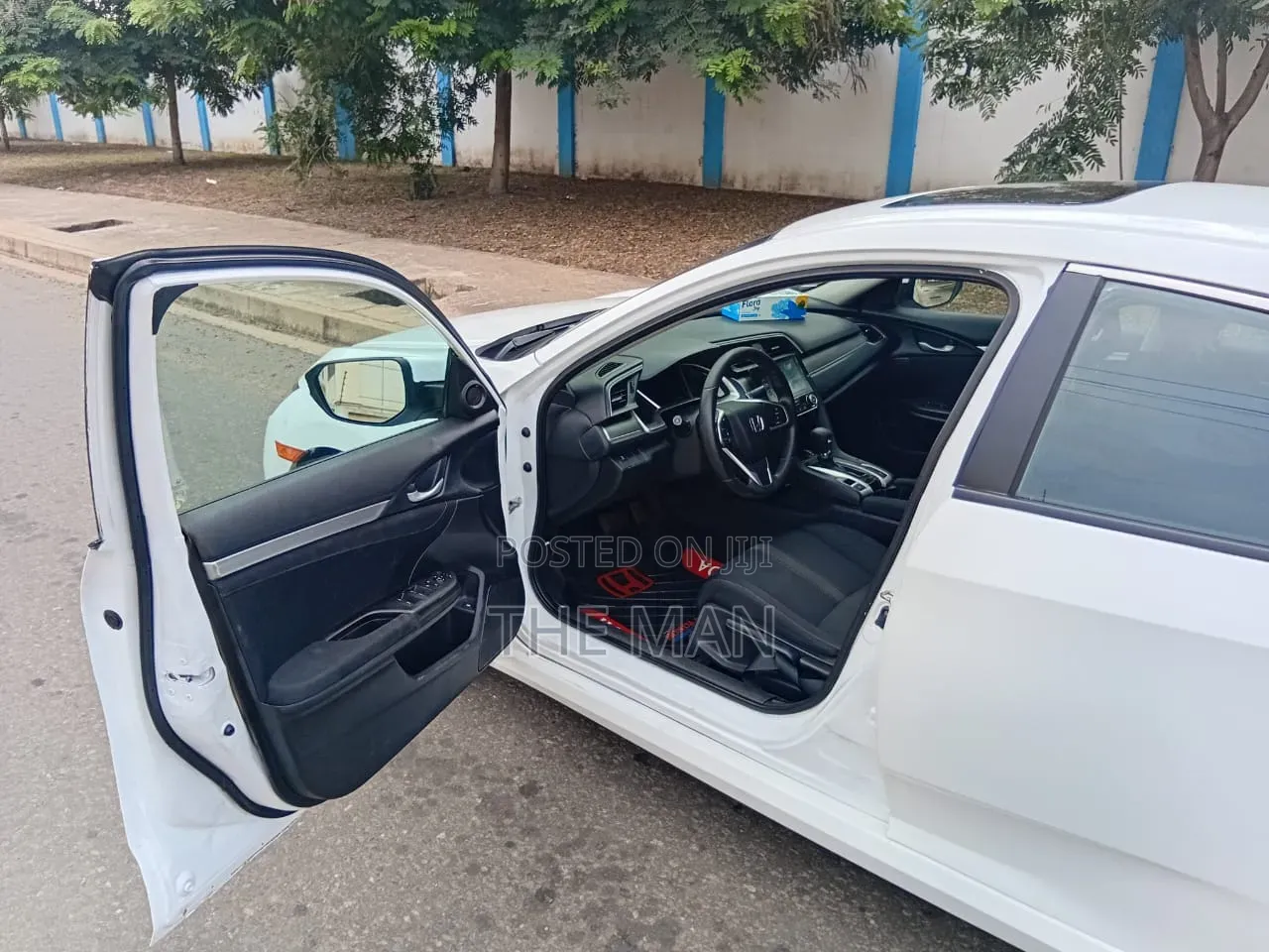 Honda Civic EX-L 4dr Sedan (1.5L 4cyl) 2016 White