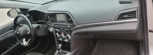 Hyundai Elantra SEL 2020 Silver