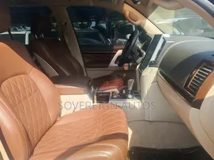 Toyota Land Cruiser 4.0 V6 GX-R 2014 Black