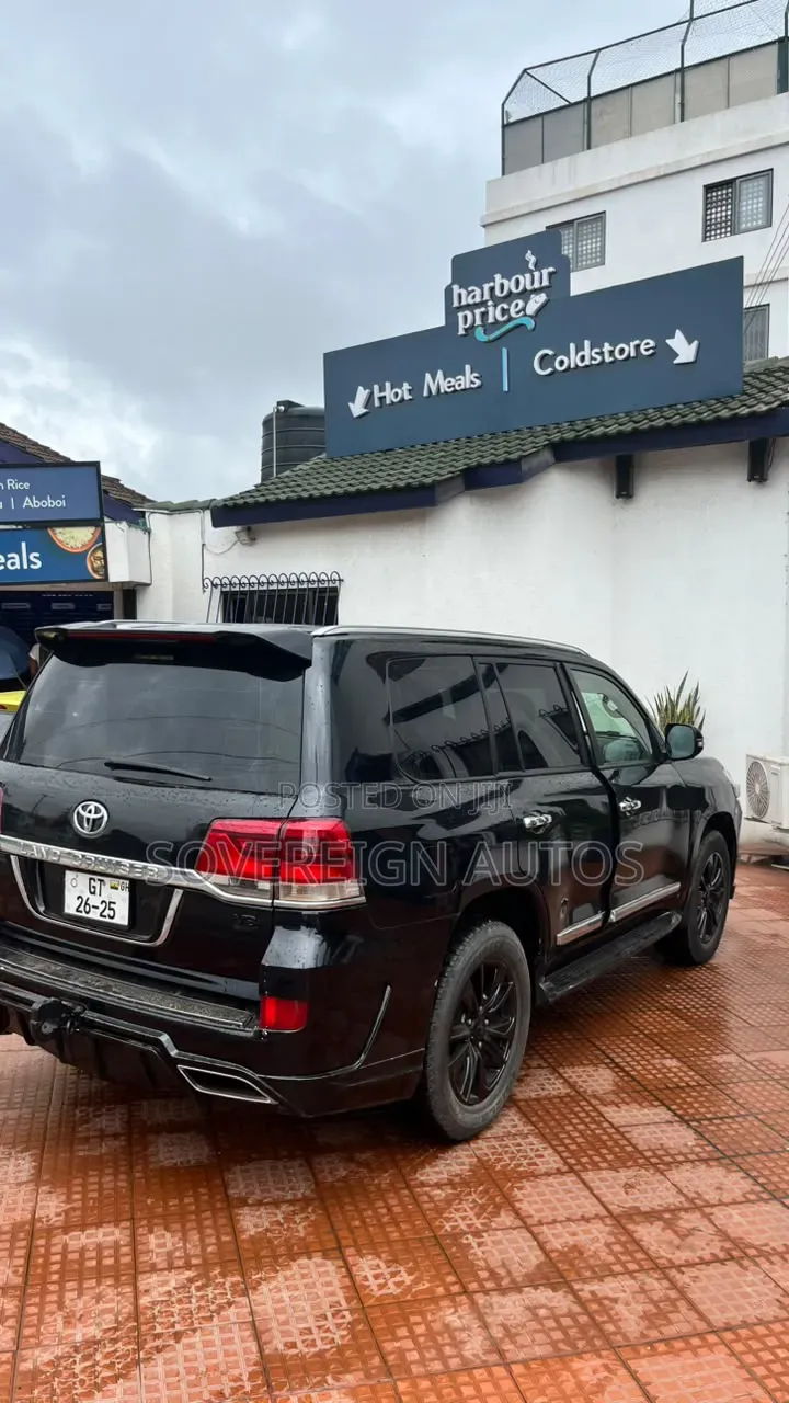 Toyota Land Cruiser 4.0 V6 GX-R 2014 Black