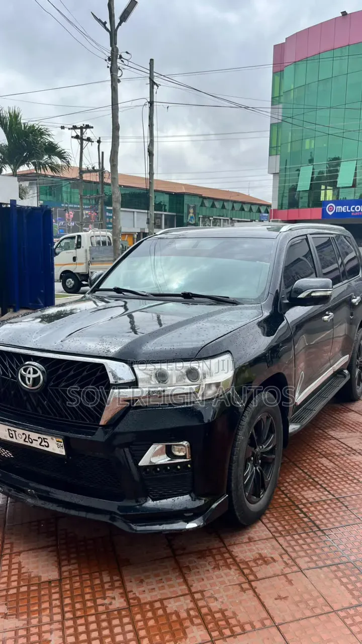 Toyota Land Cruiser 4.0 V6 GX-R 2014 Black