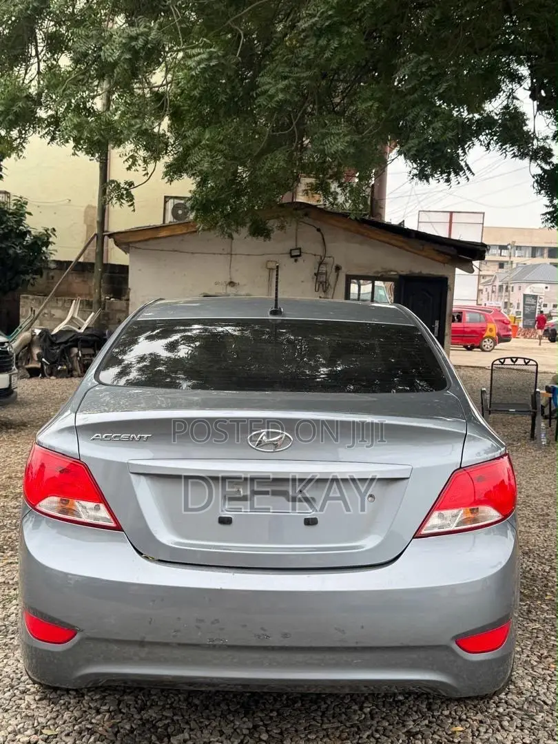 Hyundai Accent 2017 Gray