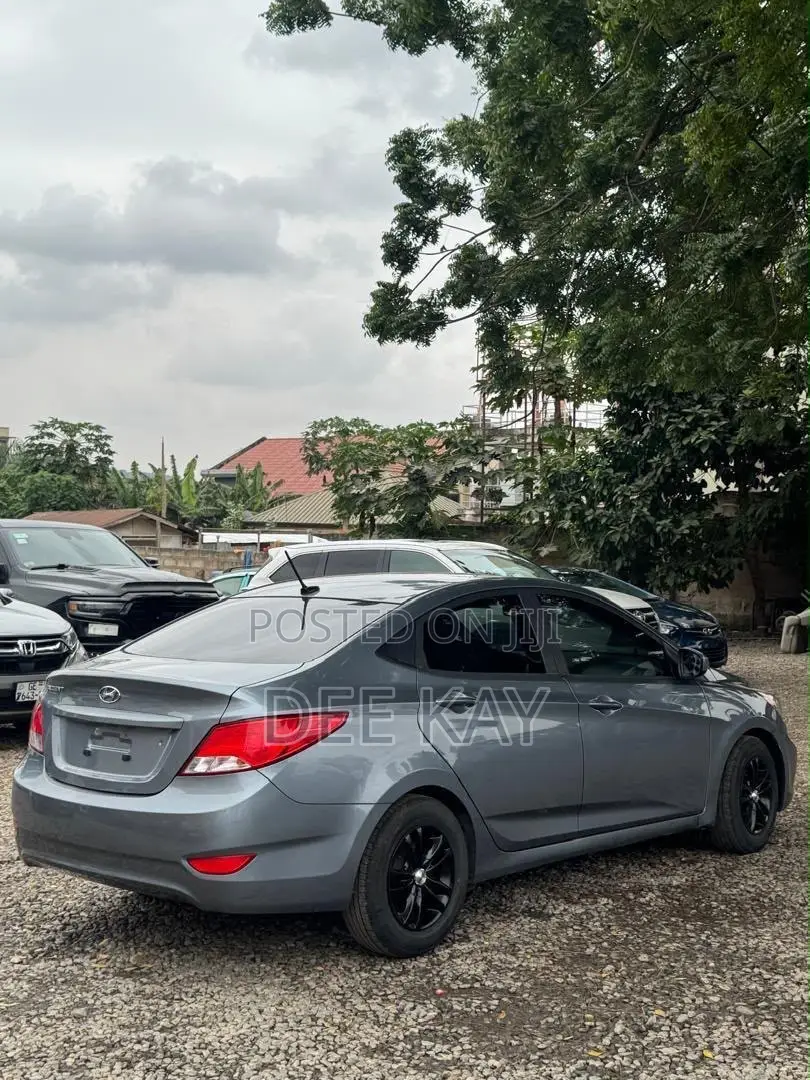 Hyundai Accent 2017 Gray