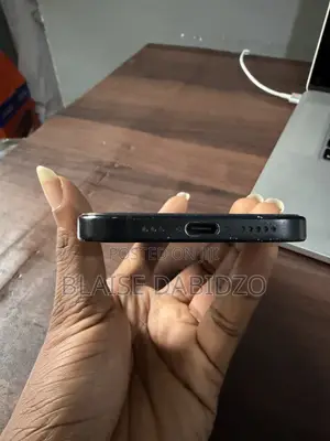 Apple iPhone 16 256 GB Black