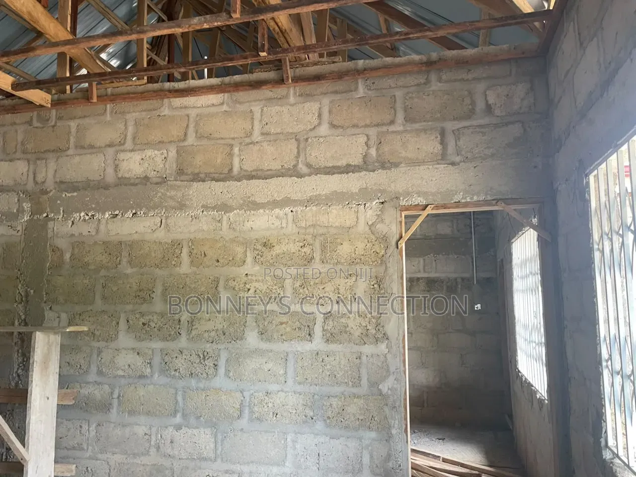 5bdrm House in Kojomensakrom, Asikuma/Odoben/Brakwa for sale