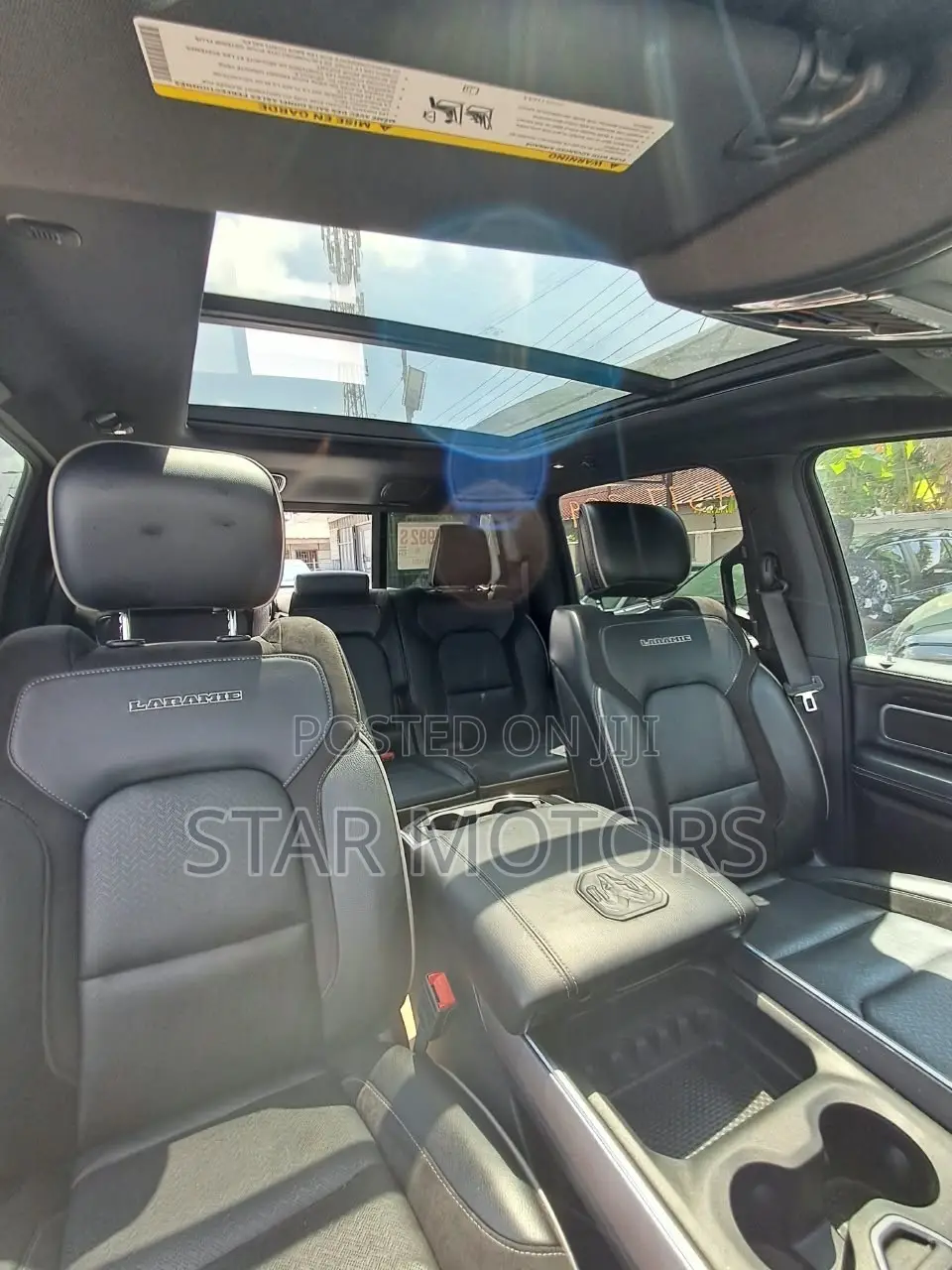 Dodge RAM 2022 Silver