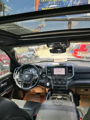 Dodge RAM 2022 Silver